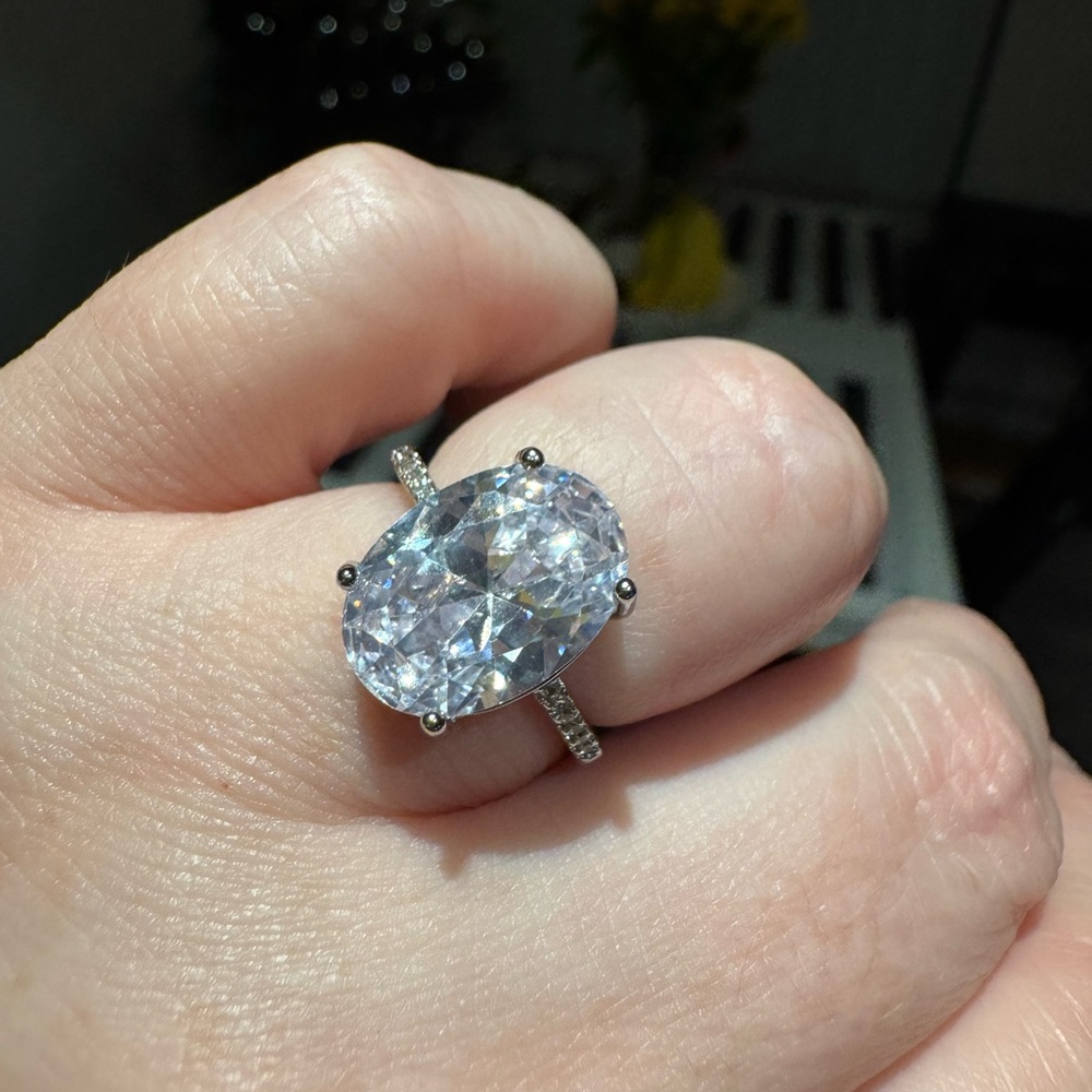 White Oval Solitaire lab diamond Engagement Ring with Pavé Band in platinum